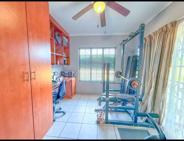 3 BEDROOM HOUSE FOR SALE IN GRANTHAM PARK